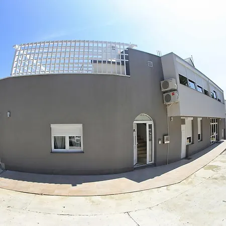 Apartment Deluxe Mkc
