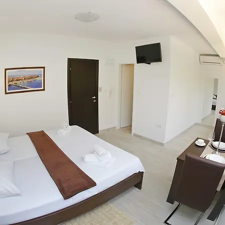 Deluxe Mkc 아파트 *