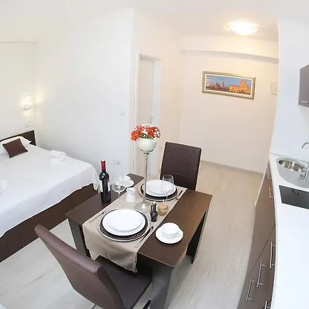 Apartament Deluxe Mkc Zadar
