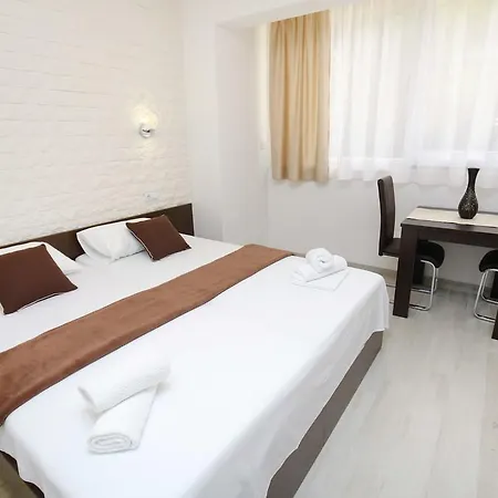 Deluxe Mkc Apartment Zadar