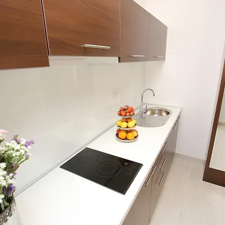 Deluxe Mkc * 자다르