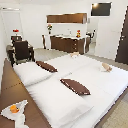 Apartment Deluxe Mkc