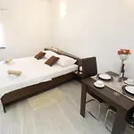 Apartman Deluxe Mkc Zadar