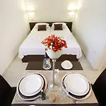 Deluxe Mkc Apartman *