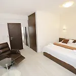 Deluxe Mkc Apartman *