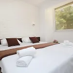 Deluxe Mkc * Zadar
