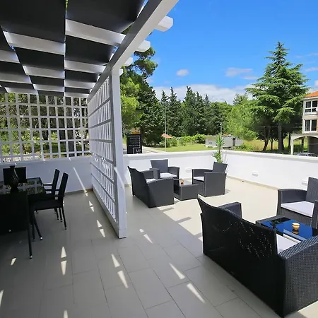 Deluxe Mkc Apartament