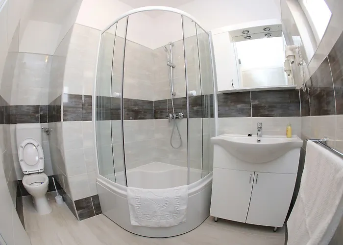 Deluxe Mkc Задар